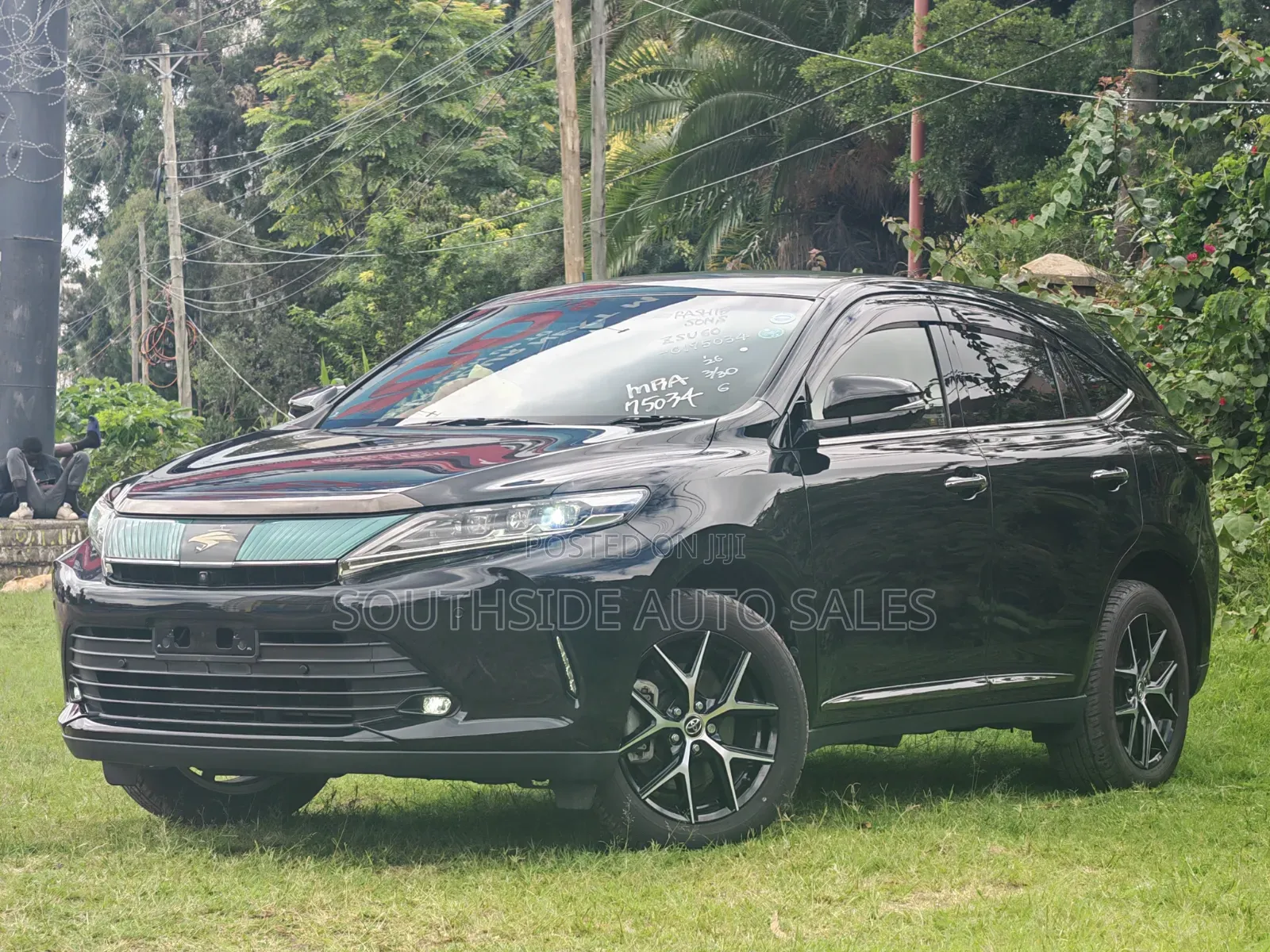 Toyota Harrier 2.0 2019 Black