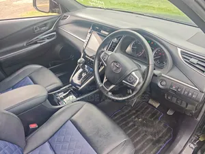 Toyota Harrier 2.0 2019 Black