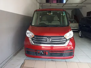 Nissan Dayz Roox 2017 Red