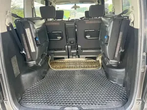 Nissan Serena 2014 Gray