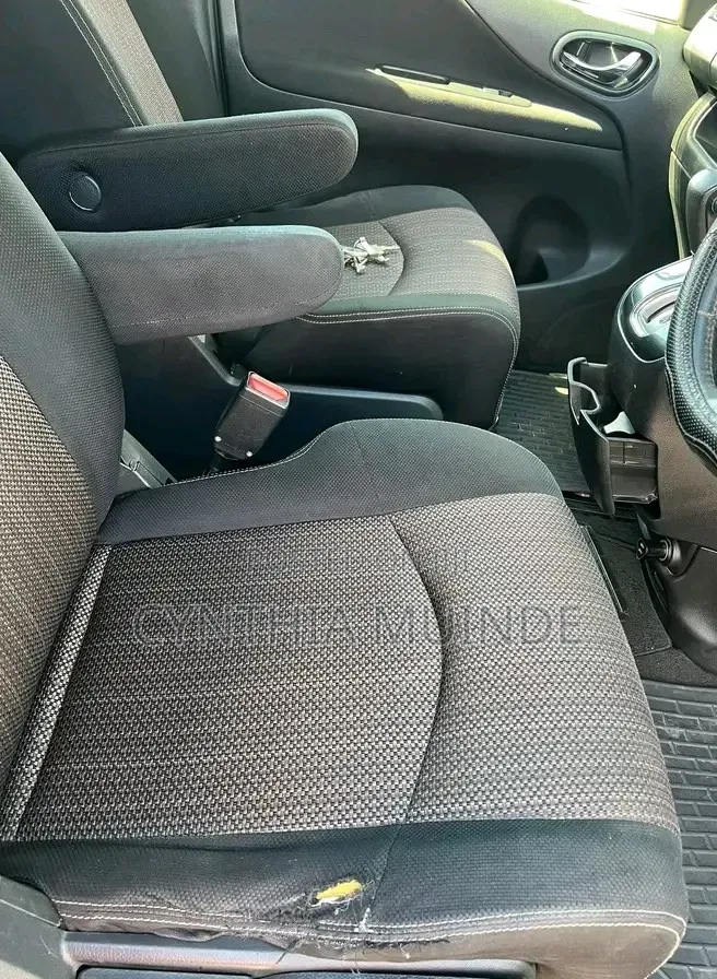 Nissan Serena 2014 Gray