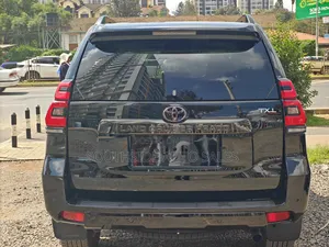 Toyota Land Cruiser Prado 2021 Black