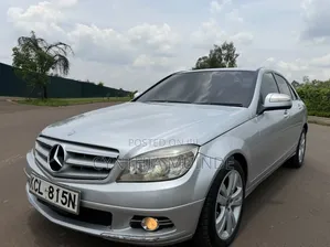 Mercedes-Benz C200 2010 Silver