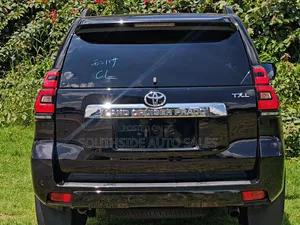 Toyota Land Cruiser Prado 2.7 2019 Black