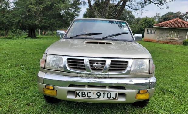 Nissan Double Cab