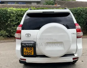 Toyota Land Cruiser Prado 2017 White