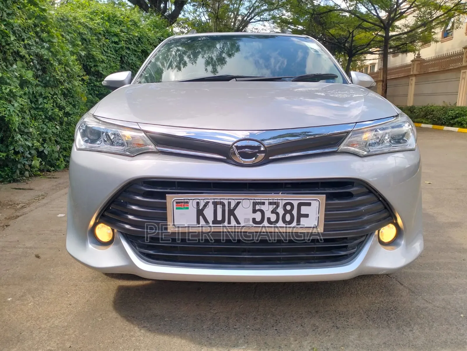 Toyota Corolla Fielder 1.5 Petrol FWD 2015 Silver