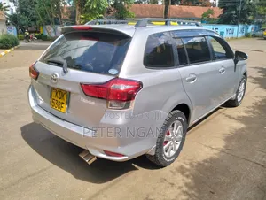 Toyota Corolla Fielder 1.5 Petrol FWD 2015 Silver
