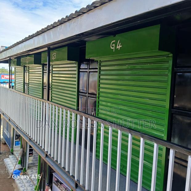Durable Locking Roller Shutter - thumbnail 2
