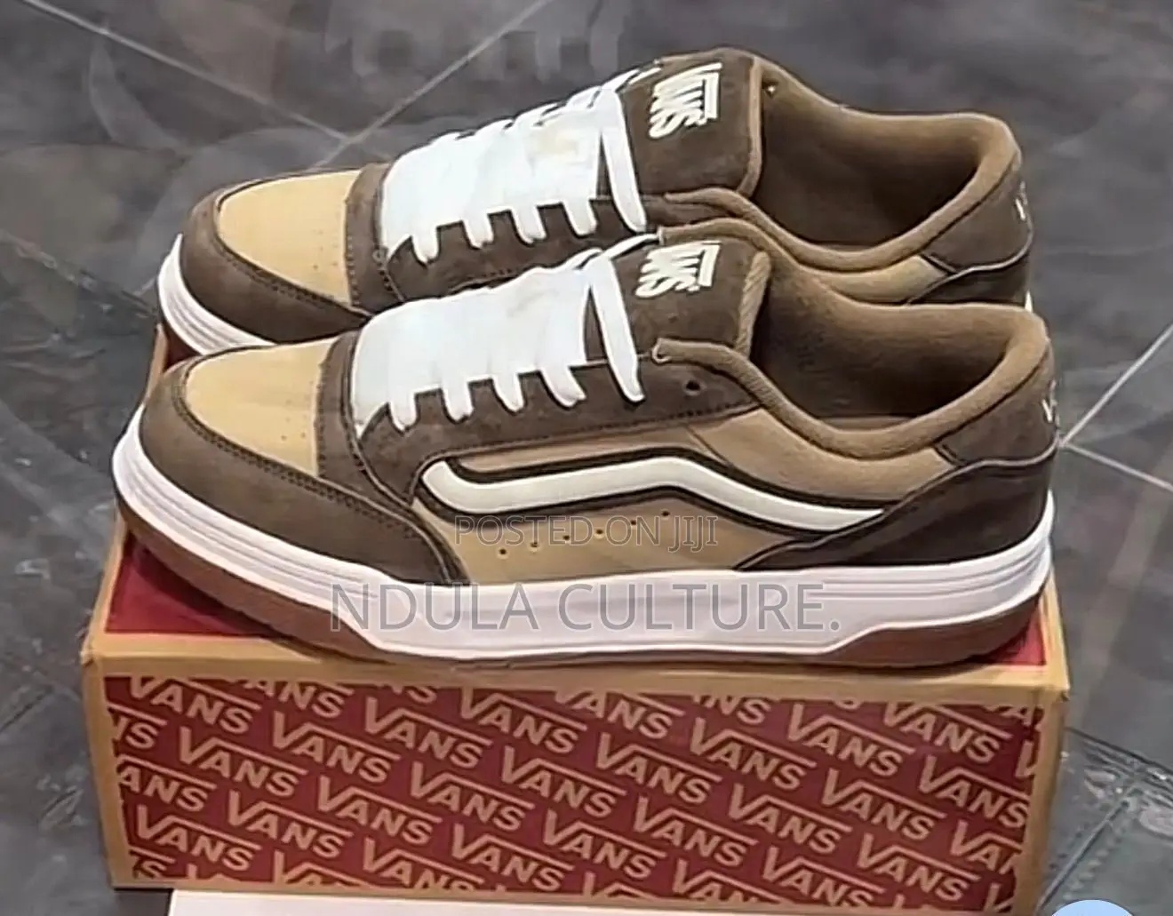 Original Vans Hylane Sneakers