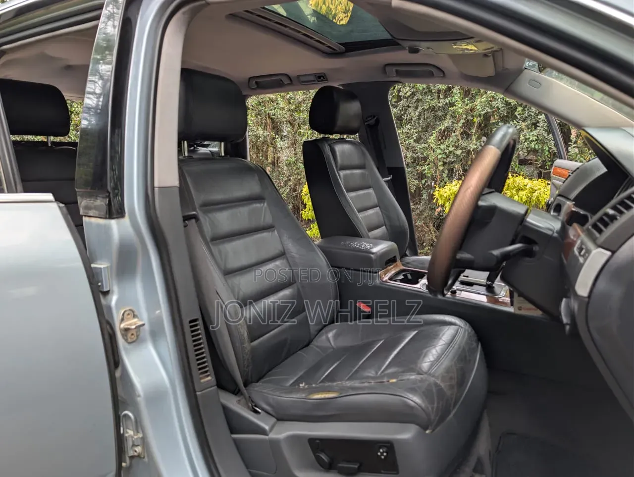Volkswagen Touareg 2005 Blue