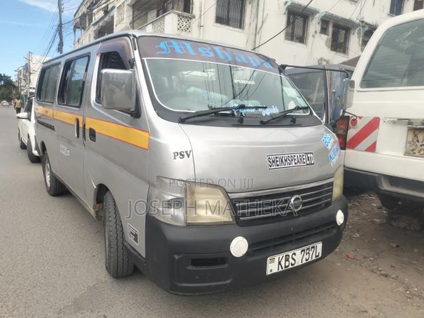Nissan Caravan (Urvan) 2008 Silver