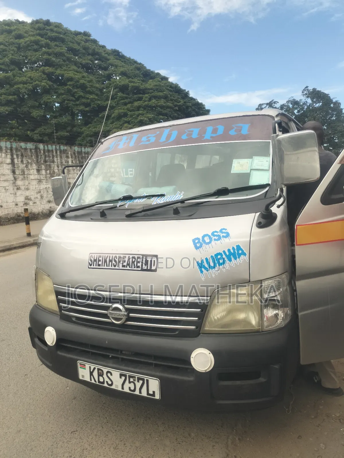 Nissan Caravan (Urvan) 2008 Silver