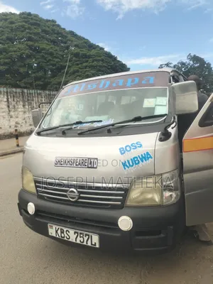 Nissan Caravan (Urvan) 2008 Silver