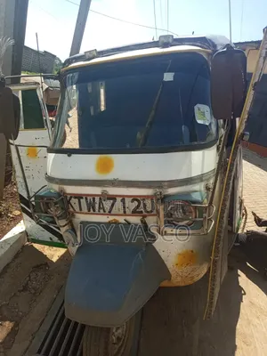 Piaggio 2014 White