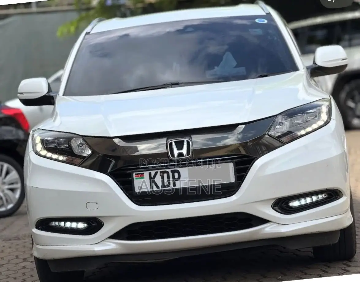 Honda Vezel 2017 White