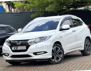 Honda Vezel 2017 White