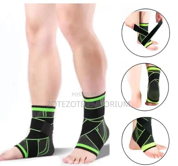 Ankle Brace Adjustable Compression Ankle Support for Ligament Damage - thumbnail 2
