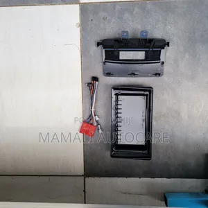 Mazda Demio 9 Inch Radio Frame Kit + Canbus/Wiring