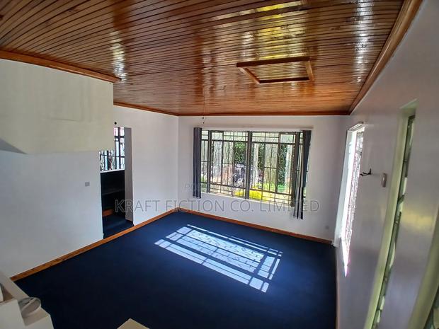 5bdrm Maisonette in Othaya, Maziwa for sale