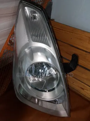 Right Headlamp Hyundai H1/Starex