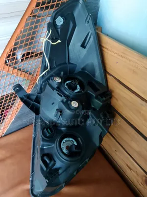 Right Headlamp Hyundai H1/Starex