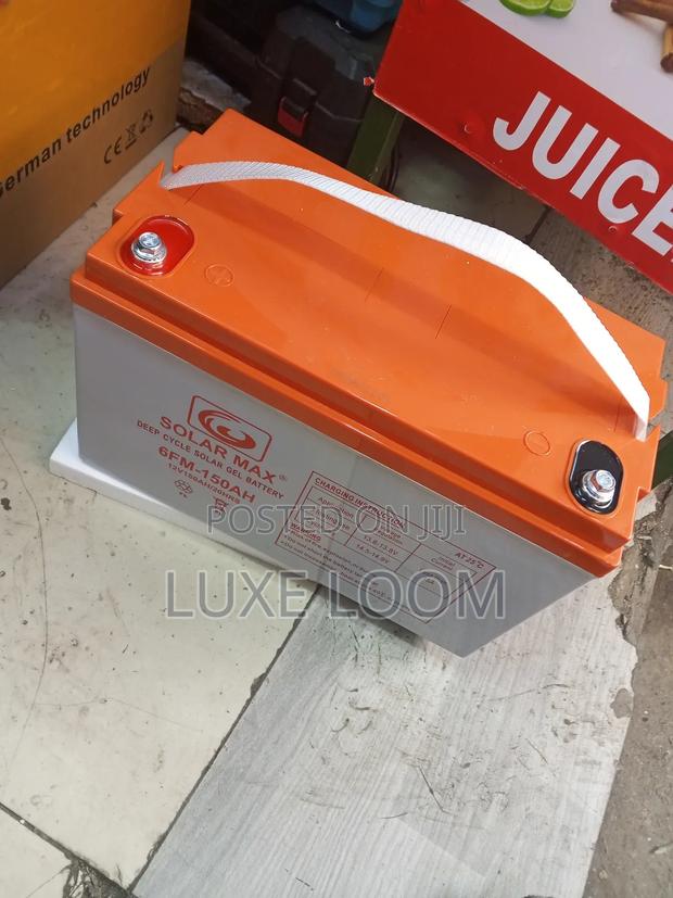 Solar Max Battery 150watts - main view