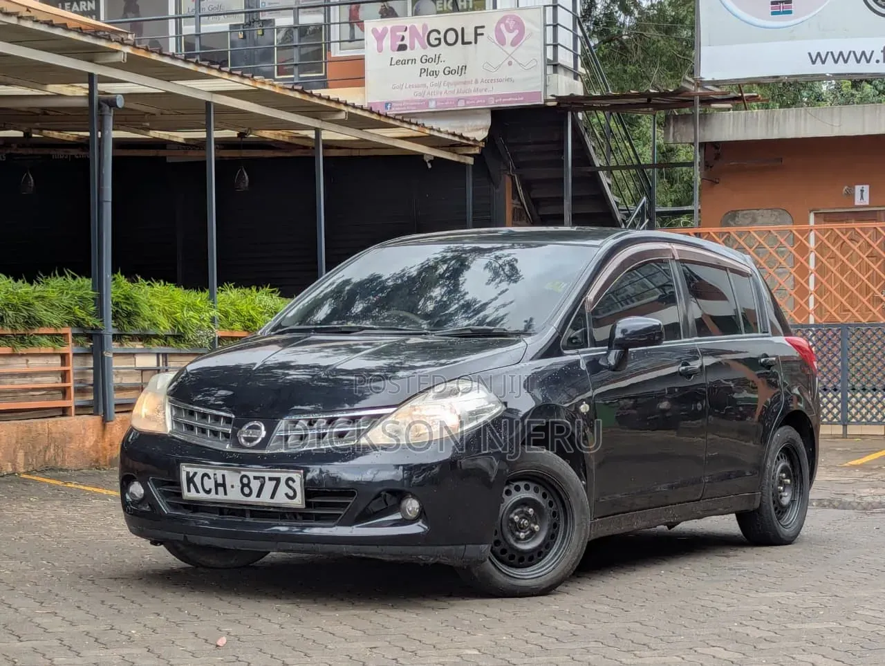 Nissan Tiida 2010 Black