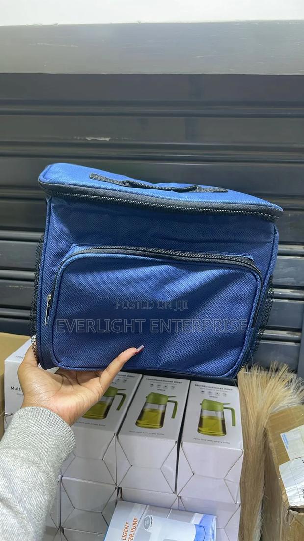 *New Insulated Lunch Bag
