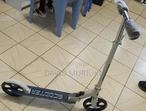 Manual Modern Scooter
