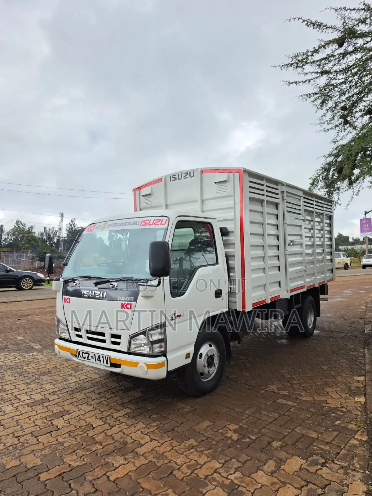 NKR Lorry Isuzu