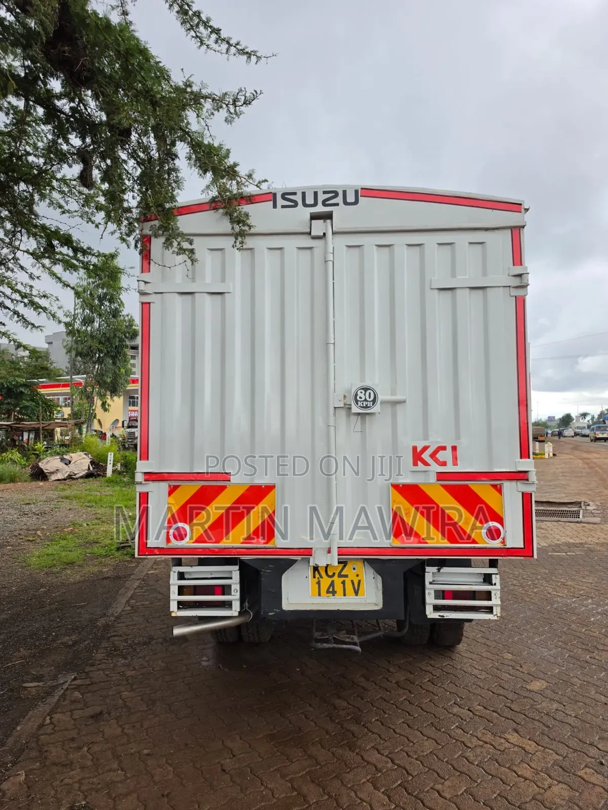 NKR Lorry Isuzu