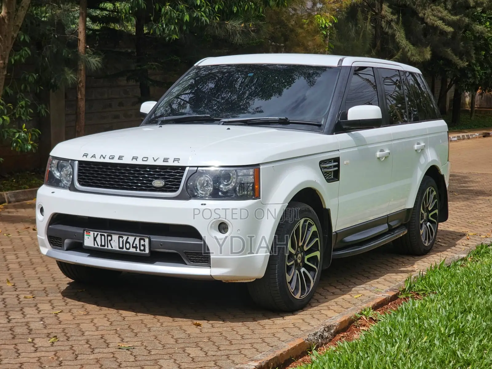 Land Rover Range Rover Sport 2012 White