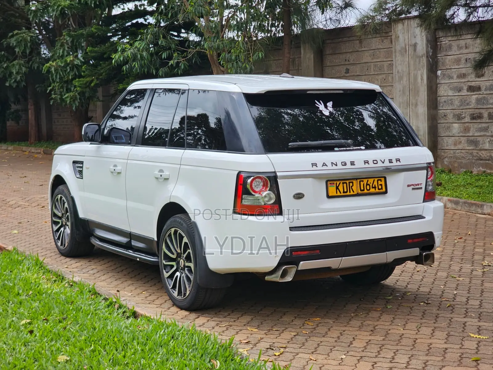 Land Rover Range Rover Sport 2012 White