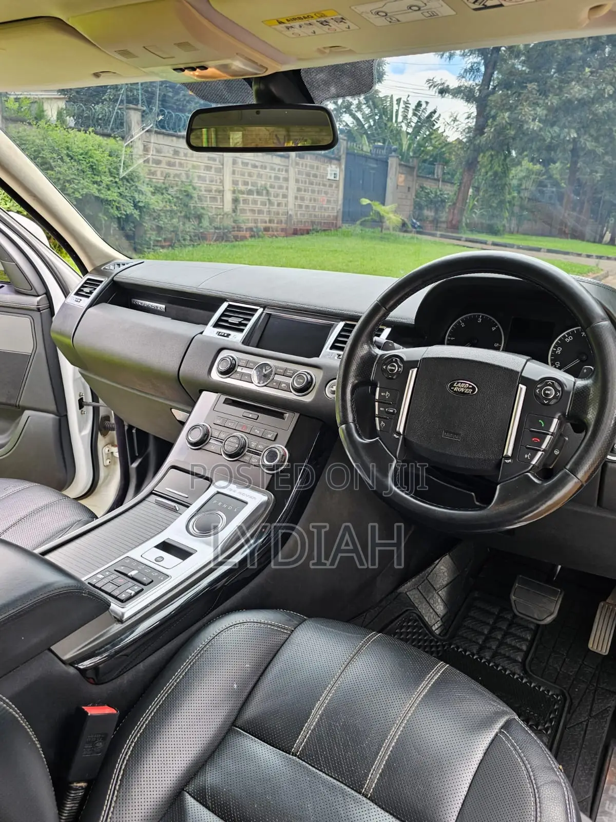 Land Rover Range Rover Sport 2012 White