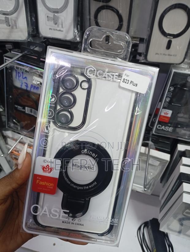 Magnetic Clear Case Designed for the Samsung Galaxy S23 Plus. - thumbnail 2