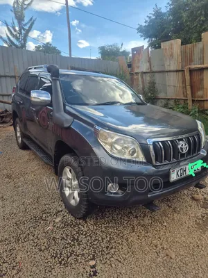 Toyota Land Cruiser Prado 2010 Black