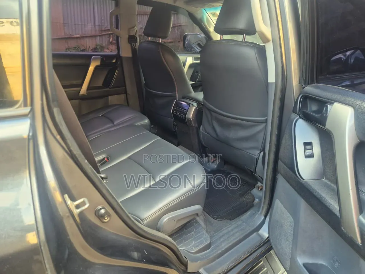 Toyota Land Cruiser Prado 2010 Black