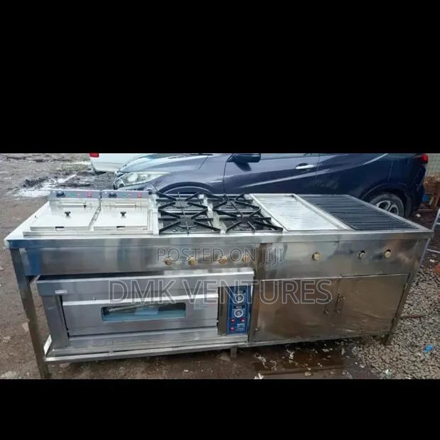 Extravagant Modernized Combined Cooker Unit