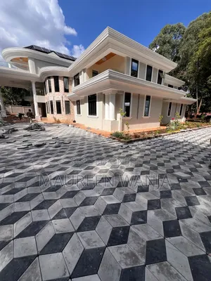 Diamond Cabros