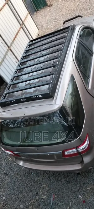 Modern Roof Rack Toyota Fortuner