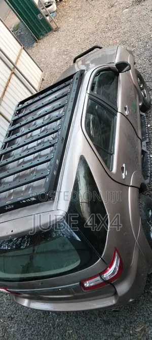 Modern Roof Rack Toyota Fortuner