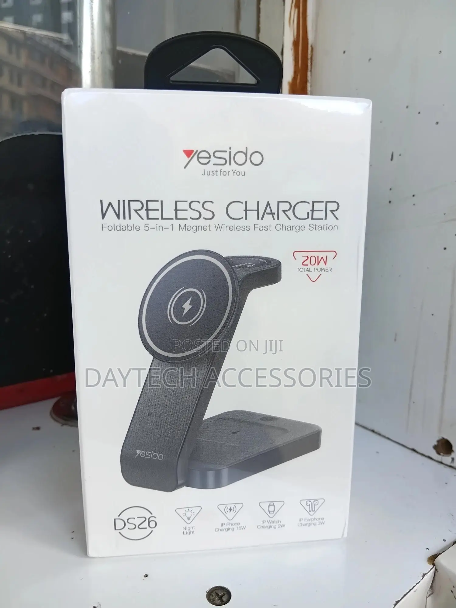 Yesido Ds26 15w 3-in-1 Magnetic Wireless Charging Station.