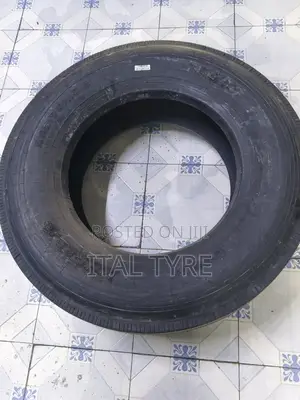265/70r19.5 LCH