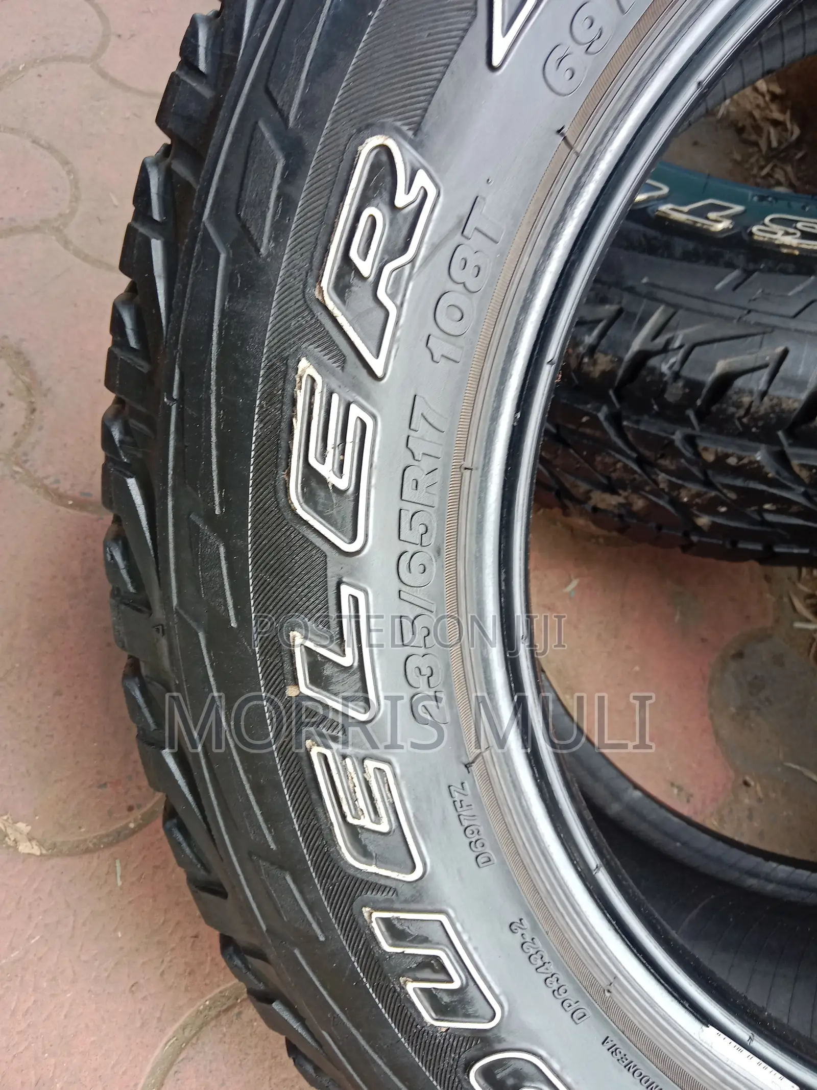 235/65r17 Bridgestone