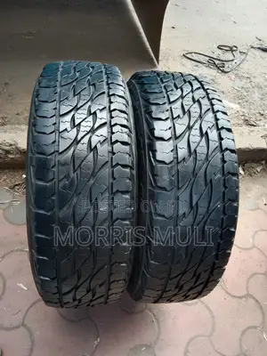 235/65r17 Bridgestone