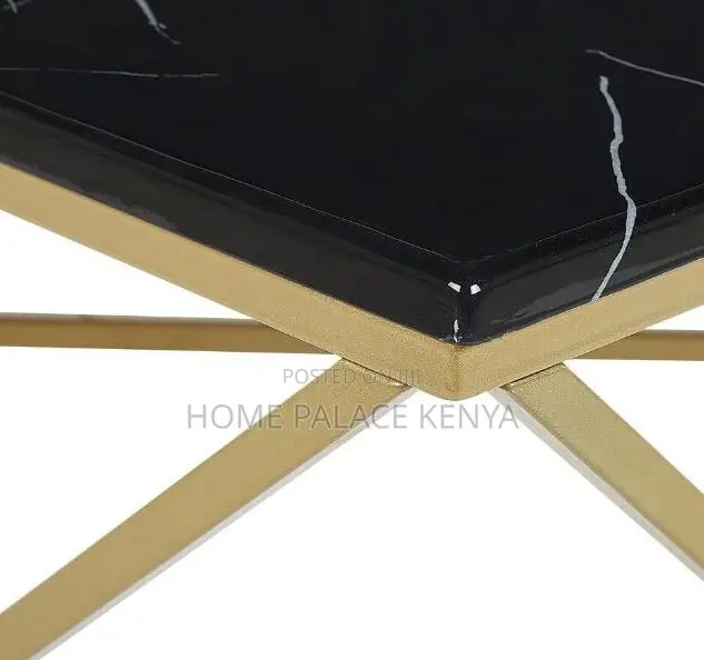 Coffee Table: Tempered Glass Coffee Table
