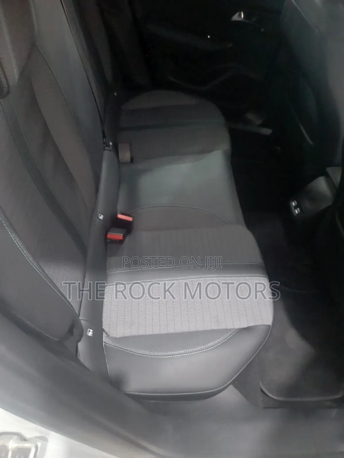 Peugeot 2008 2021 White