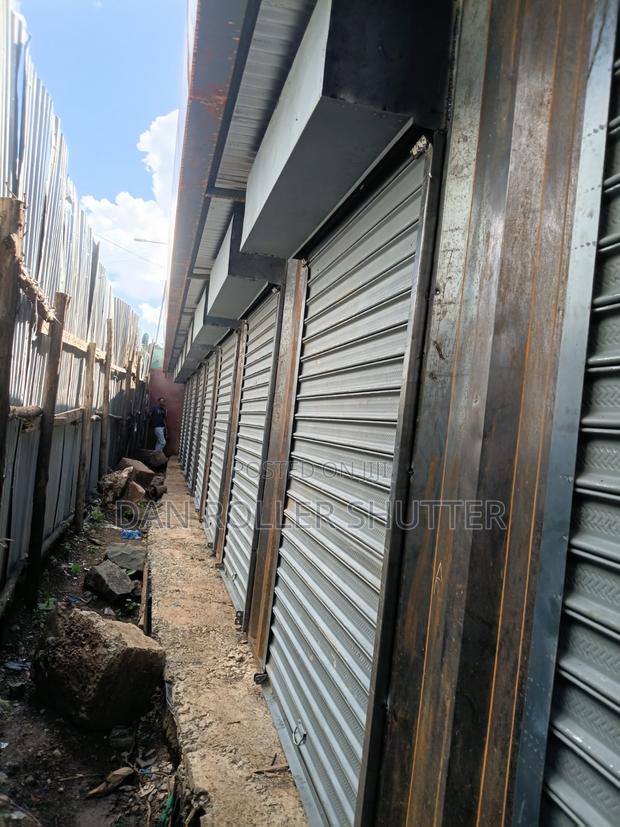Smart Retail Security Door - thumbnail 2