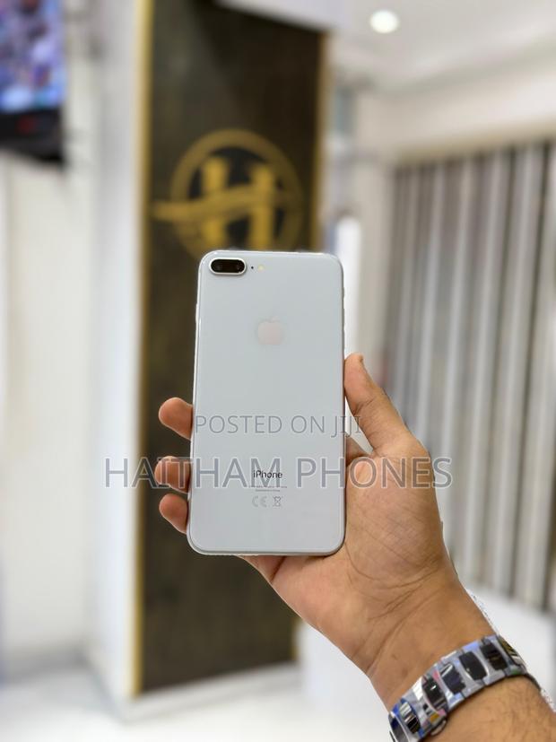 Apple iPhone 8 Plus 64 GB White